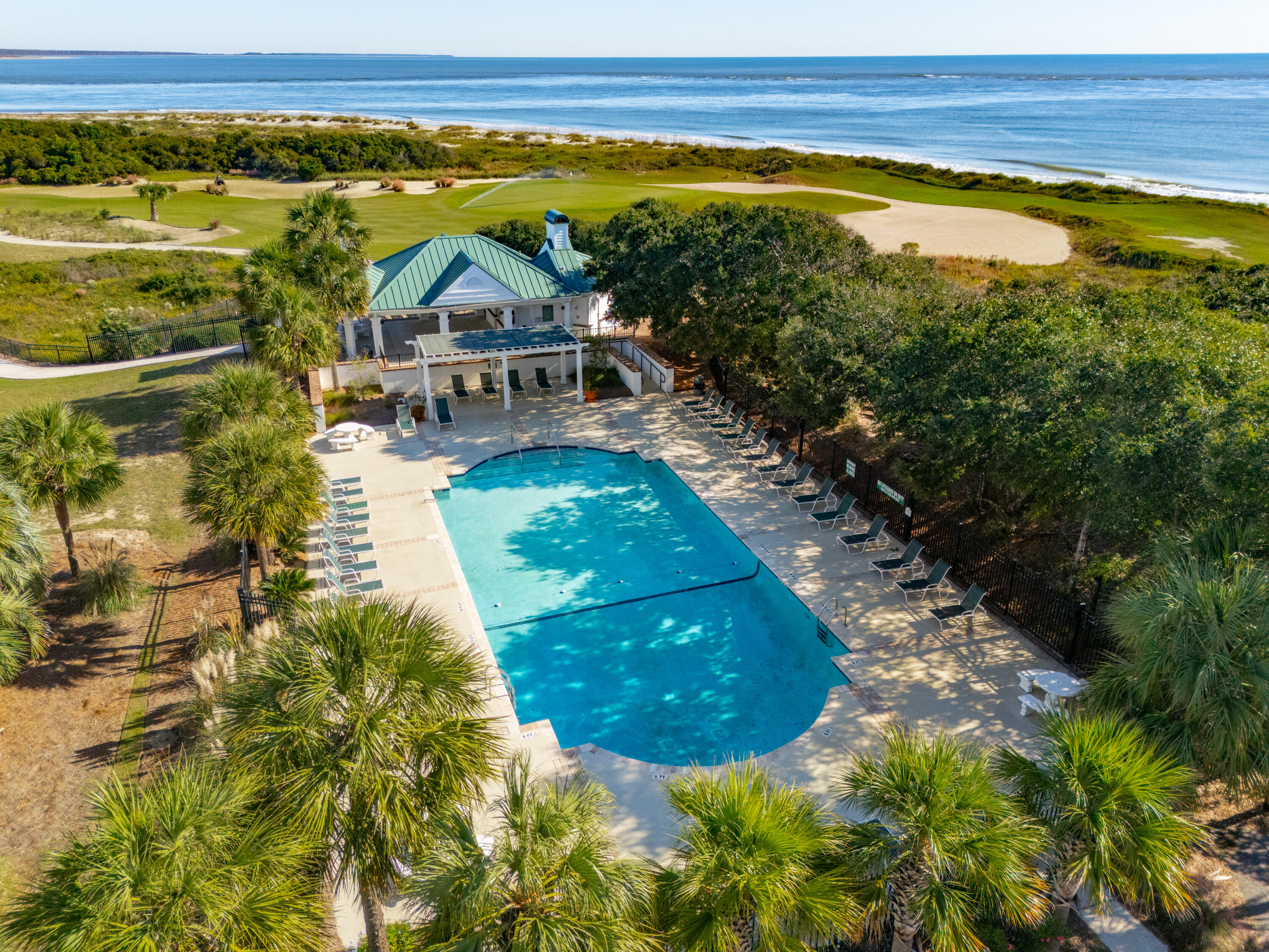 25 Ocean Point Drive Isle of Palms, SC 29451 - Photo 4 of 65 25OceanPointDr-KeenEyeMarketing-078