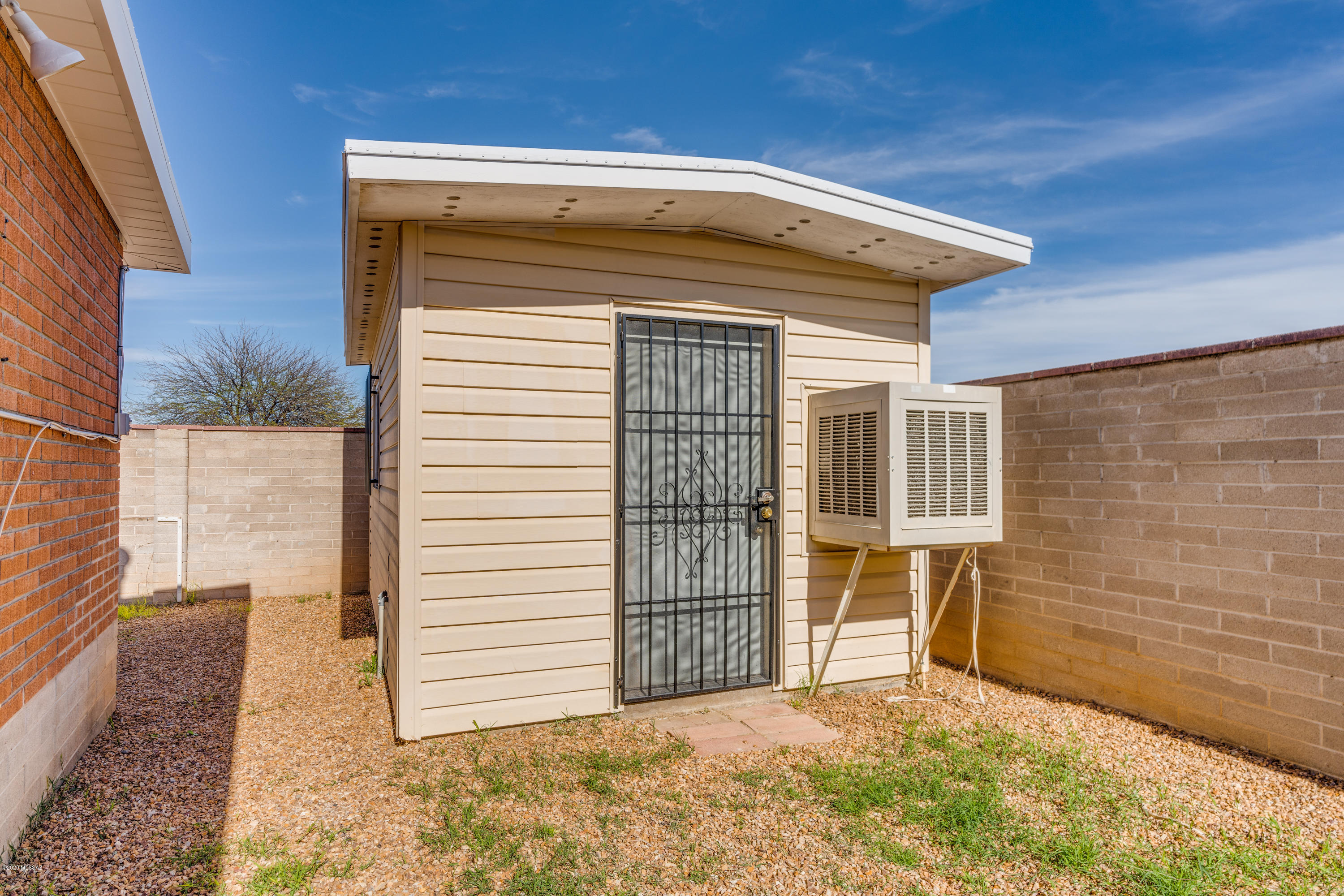 1661 South Prudence Road Tucson, AZ 85710 - Photo 21 of 22 Gallery Image 21