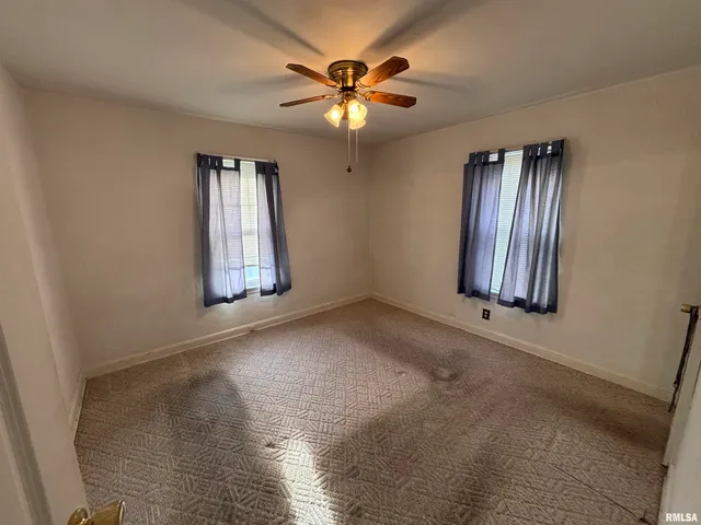 $159,900 | 801 Haner Street, Taylorville, IL 62568