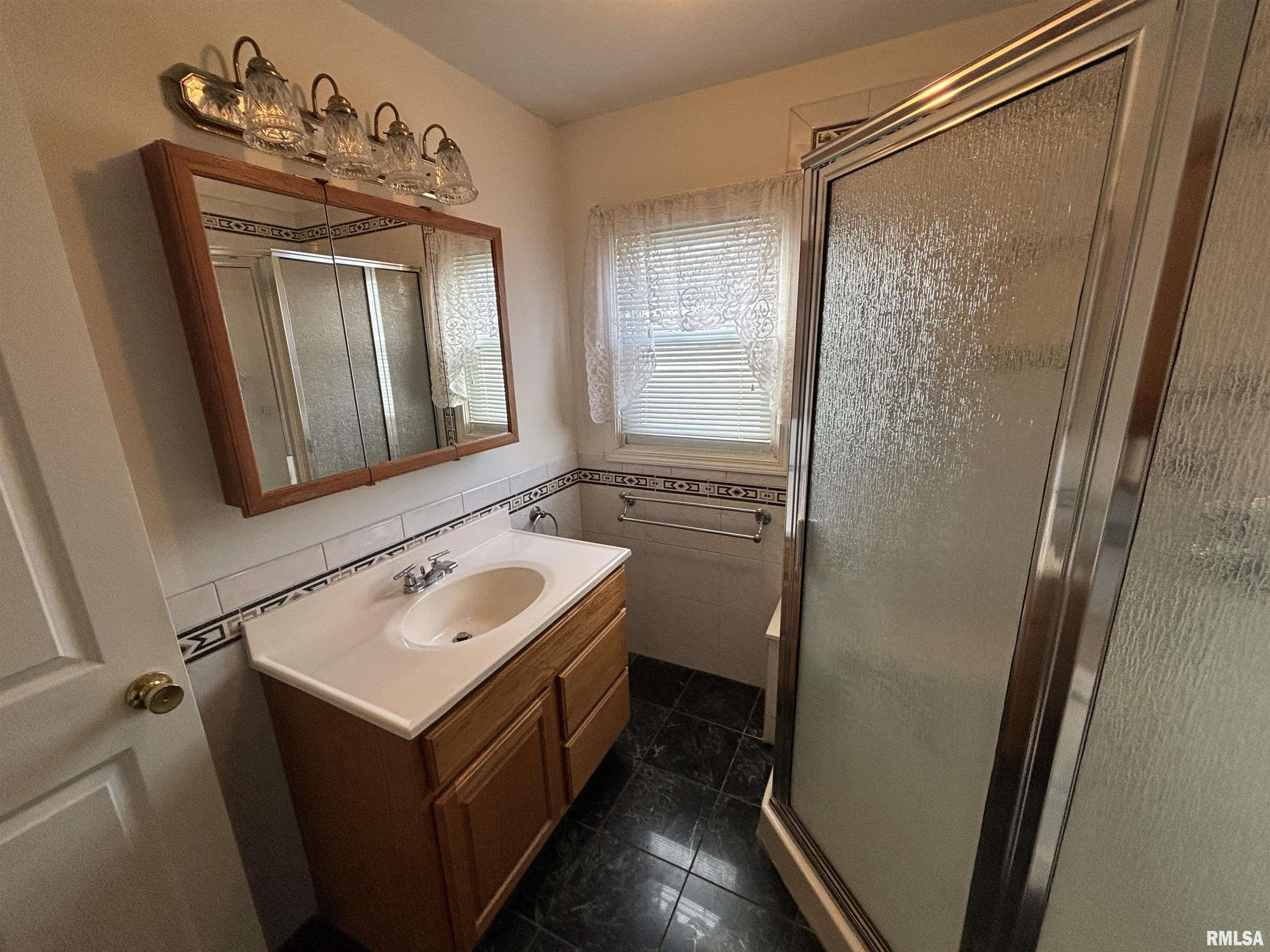 801 Haner Street Taylorville, IL 62568 - Photo 27 of 47