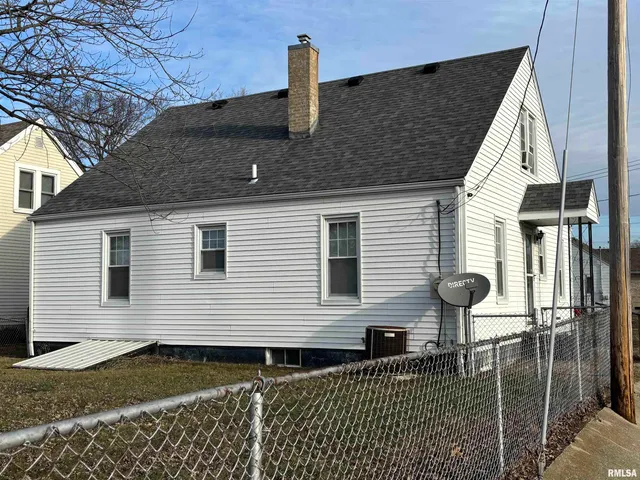 $159,900 | 801 Haner Street, Taylorville, IL 62568