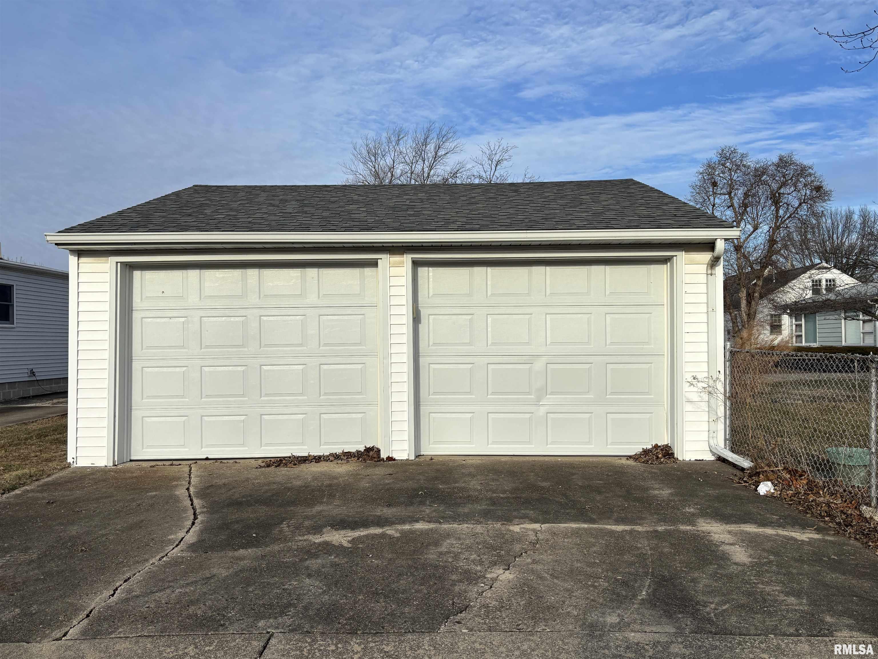 801 Haner Street Taylorville, IL 62568 - Photo 5 of 46