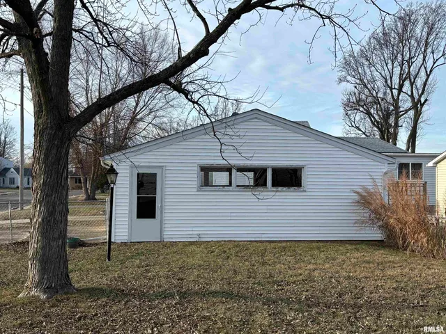 $159,900 | 801 Haner Street, Taylorville, IL 62568