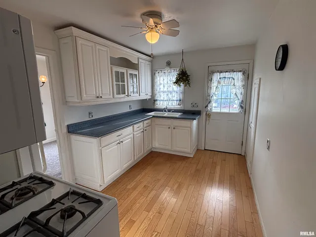 $159,900 | 801 Haner Street, Taylorville, IL 62568