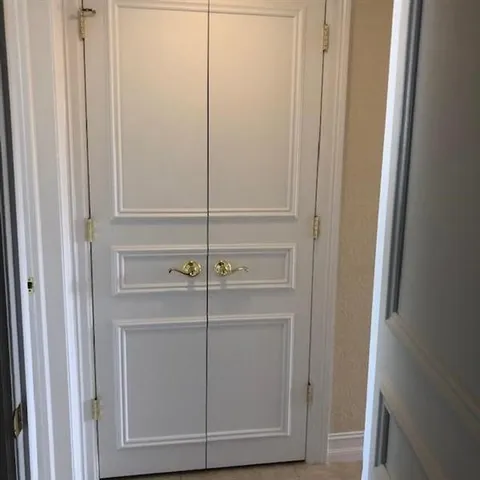 a view of walk in closet
