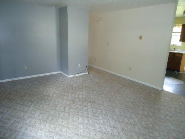 112 Hill N Dell Road Paris, KY 40361 - Photo 9 of 13 Photo 9