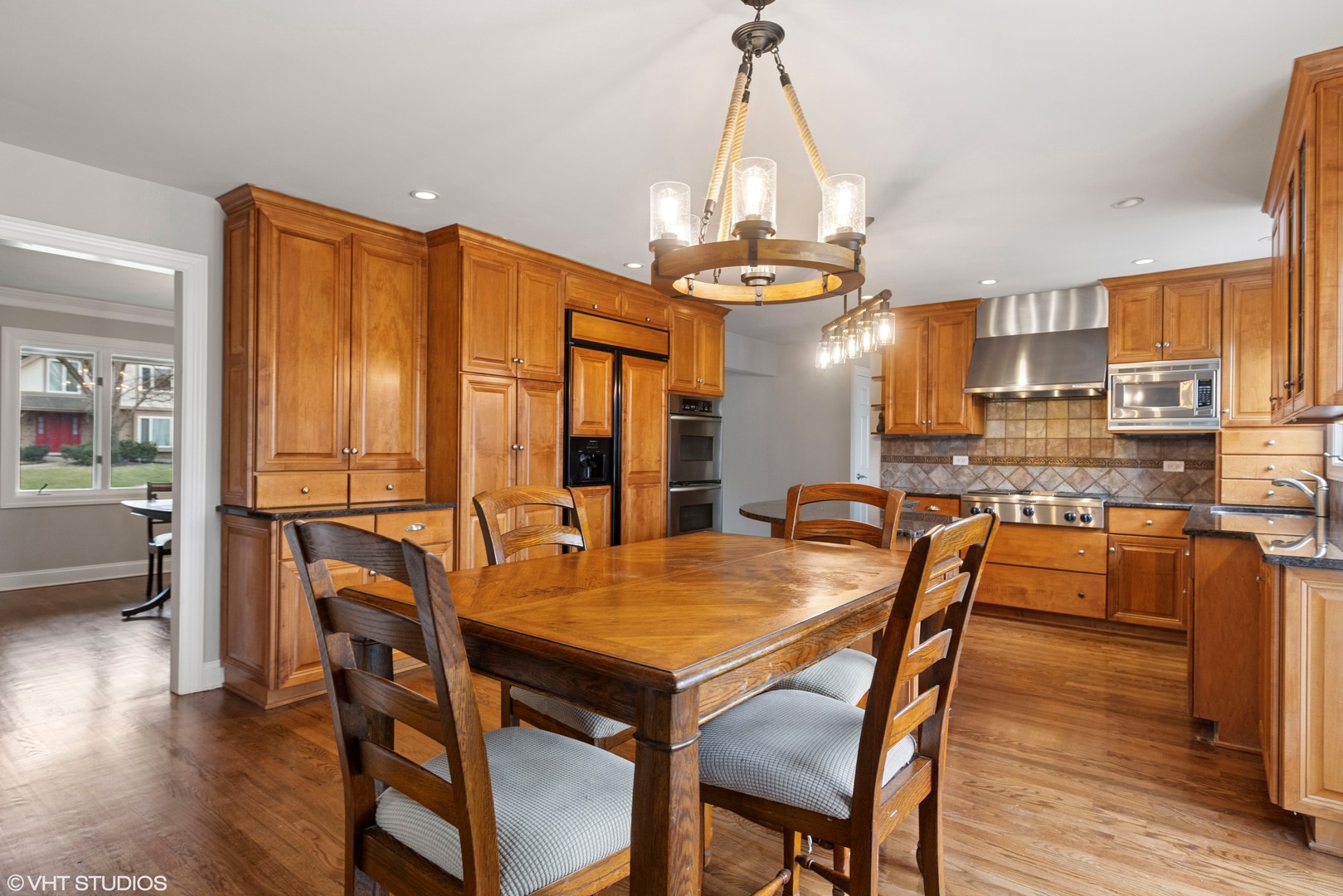 463 Leonard Lane Burr Ridge, IL 60527 - Photo 15 of 47 Gallery Image 15