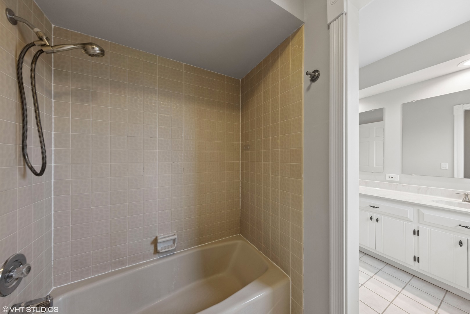 463 Leonard Lane Burr Ridge, IL 60527 - Photo 28 of 47 Gallery Image 28