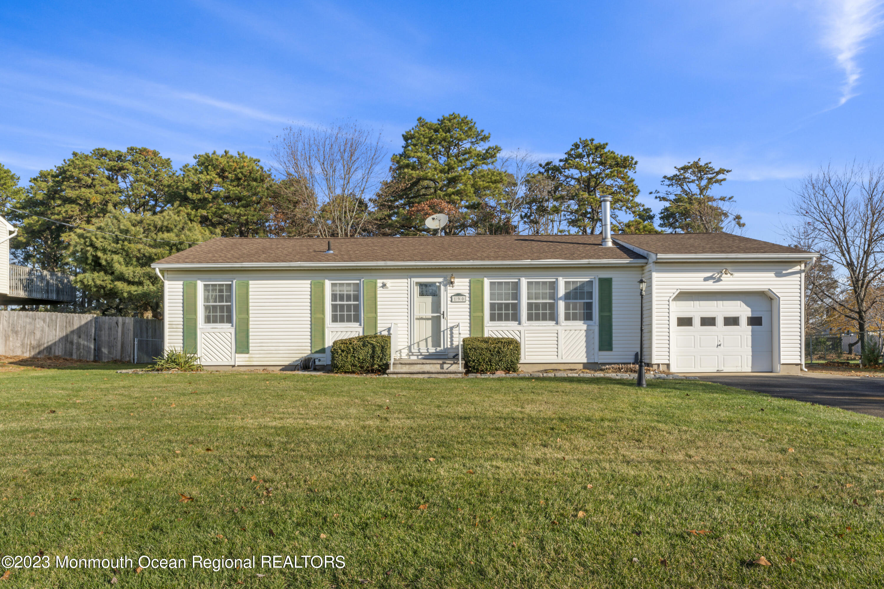 190 Cranberry Road Toms River, NJ 08753 - Photo 2 of 26 HOM09254