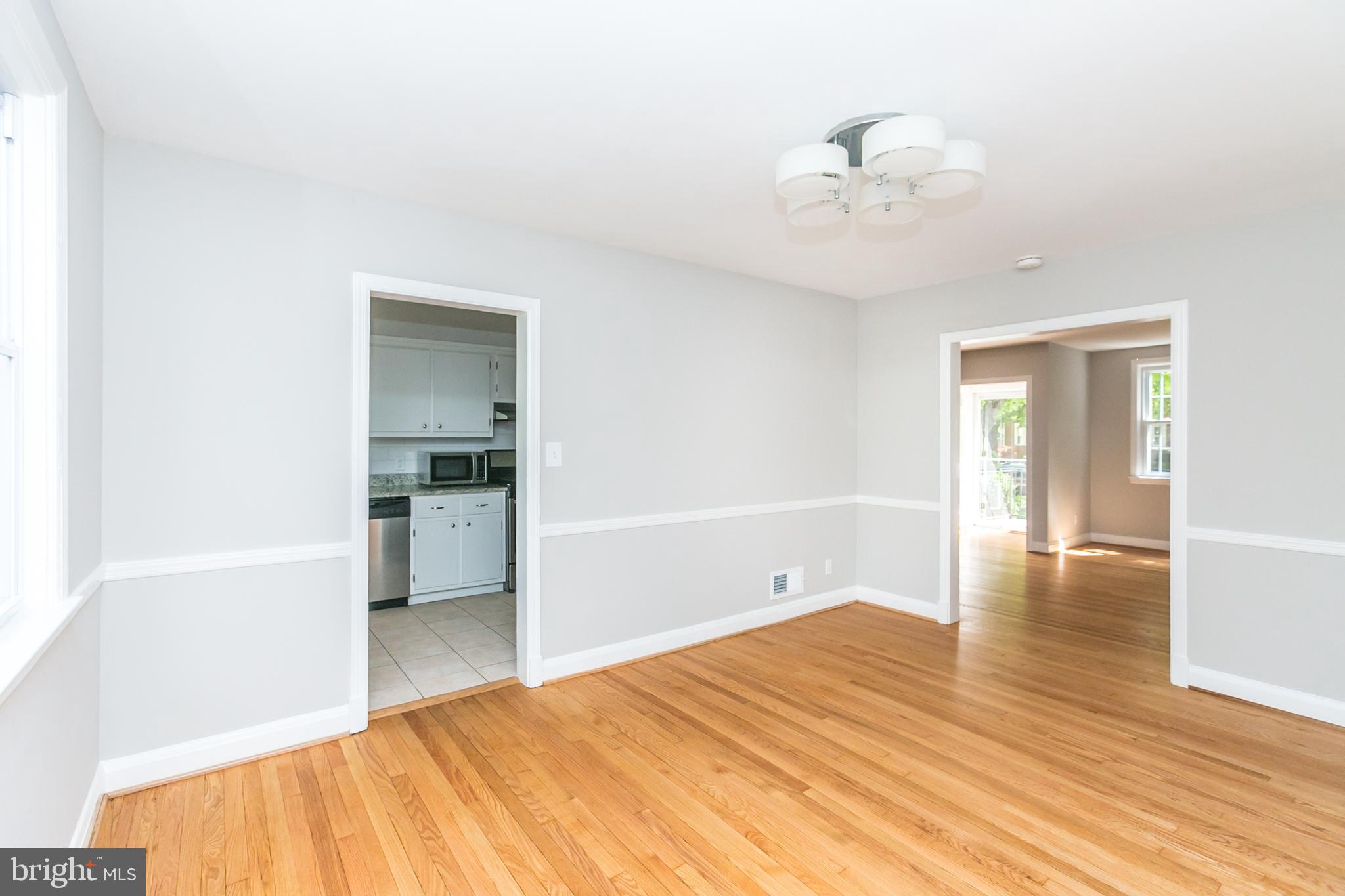 6410 Blenheim Road Baltimore, MD 21212 - Photo 8 of 29 Dining room into kitchen and living room