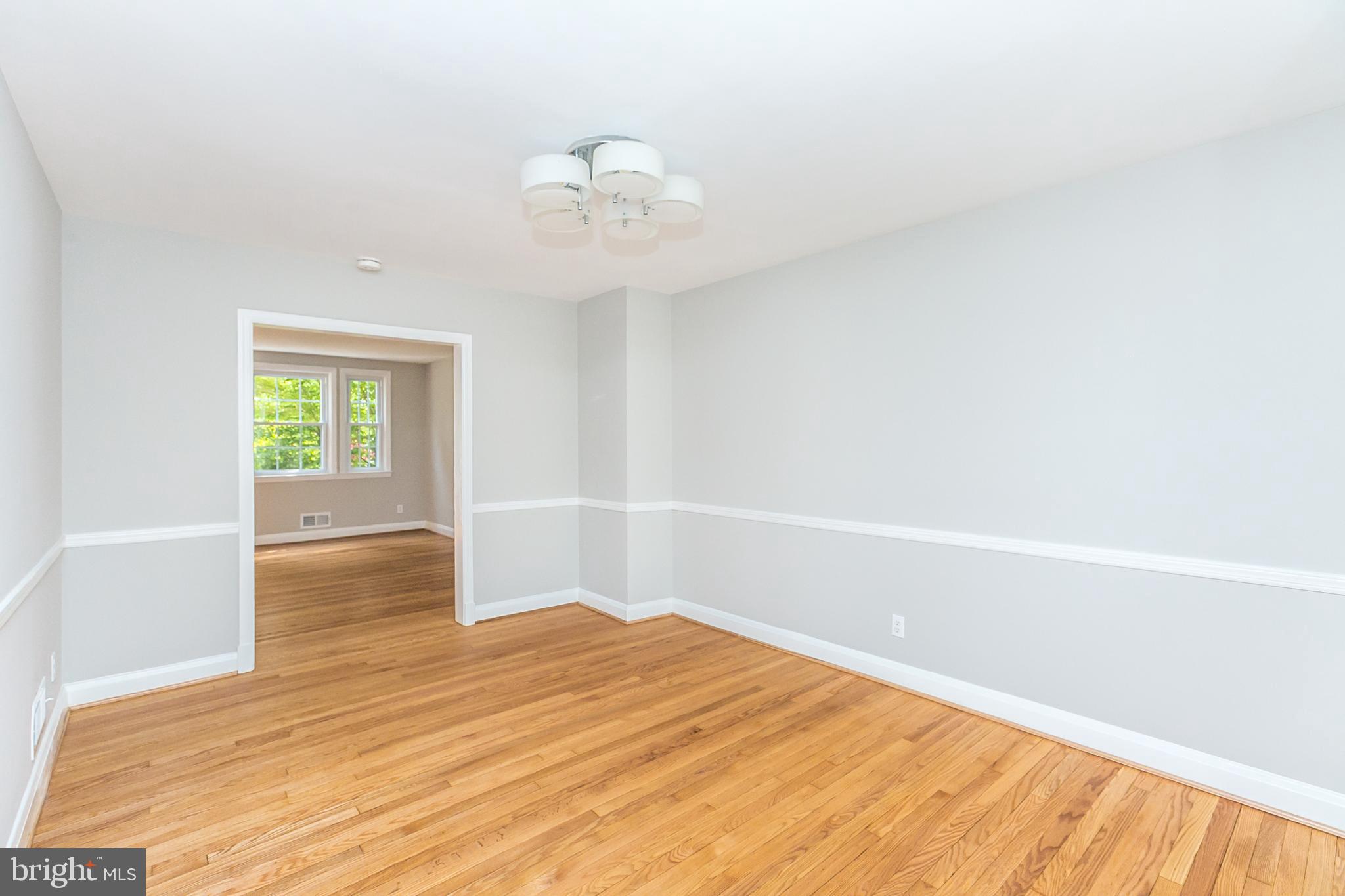 6410 Blenheim Road Baltimore, MD 21212 - Photo 9 of 29 Dining room into living room