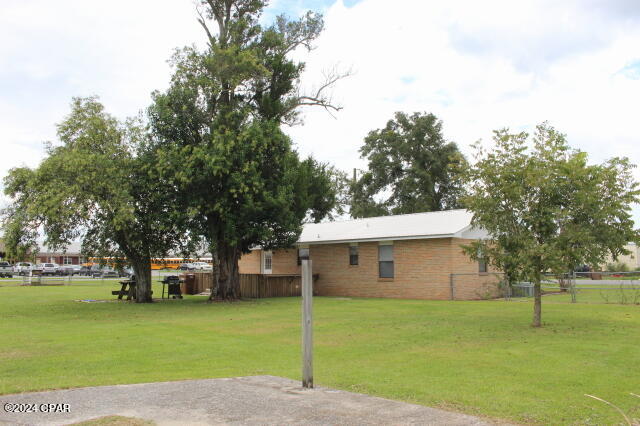 25676 Evans Street Altha, FL 32421 - Photo 13 of 33