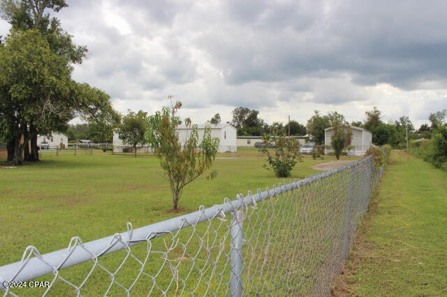 25676 Evans Street Altha, FL 32421 - Photo 10 of 33