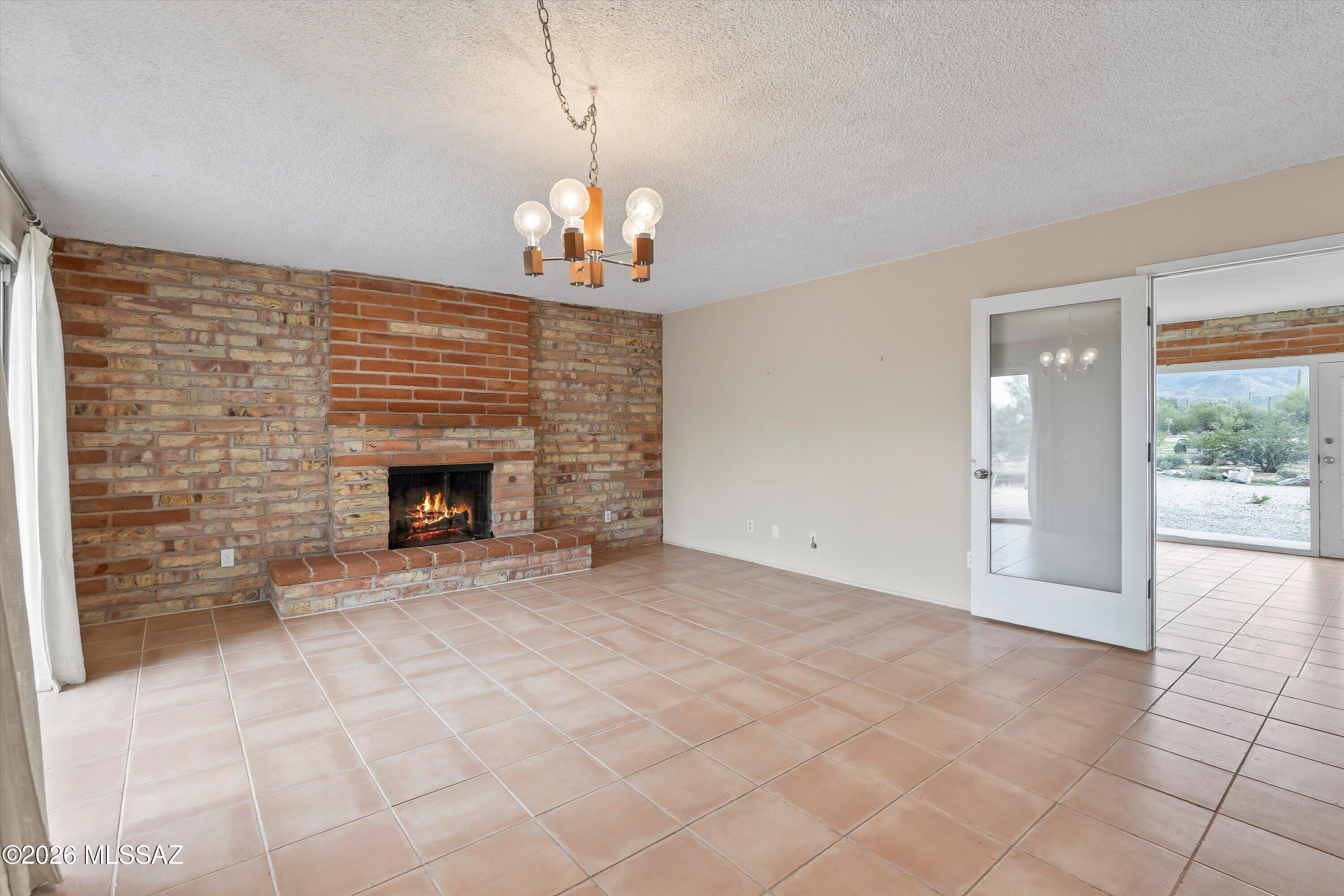 4615 North Sanders Road Tucson, AZ 85743 - Photo 3 of 30 Gallery Image 3