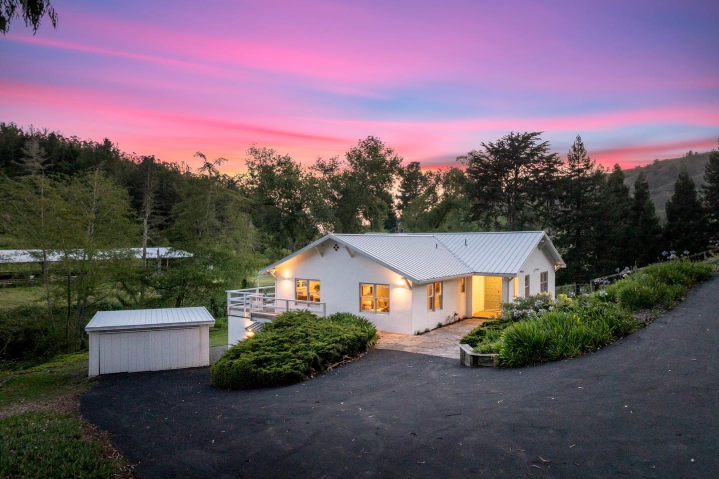 2570 Purisima Creek Road Half Moon Bay, CA 94019 - Photo 1 of 85