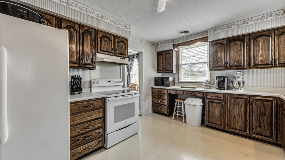 167 South Purdue Avenue Oak Ridge, TN 37830 - Photo 8 of 23 167 S Purdue Ave-14