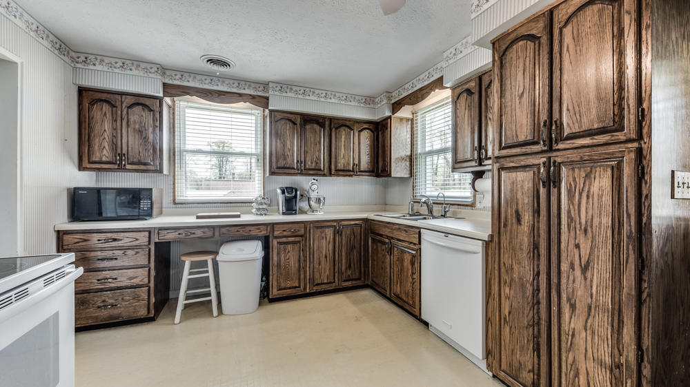 167 South Purdue Avenue Oak Ridge, TN 37830 - Photo 10 of 23 167 S Purdue Ave-15