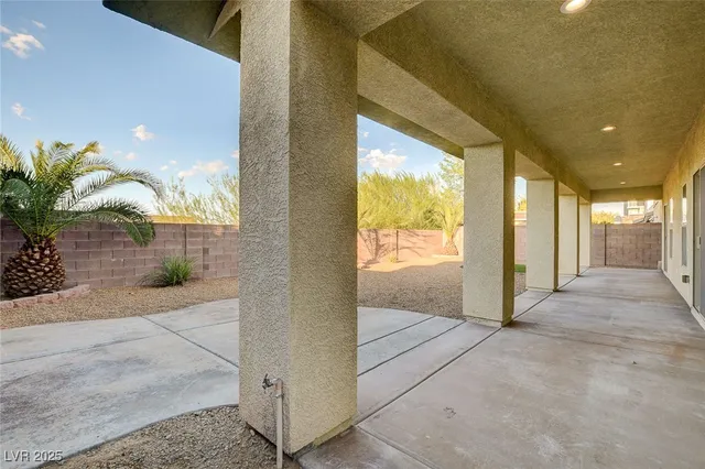 $3,200 | 1068 Riddle Glen Street, Henderson, NV 89012