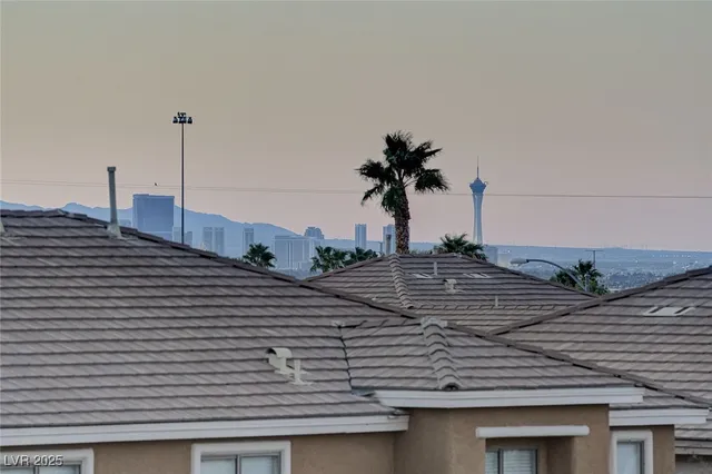 $3,200 | 1068 Riddle Glen Street, Henderson, NV 89012