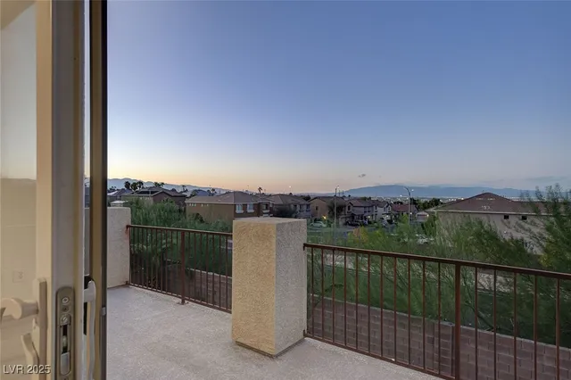 $3,200 | 1068 Riddle Glen Street, Henderson, NV 89012