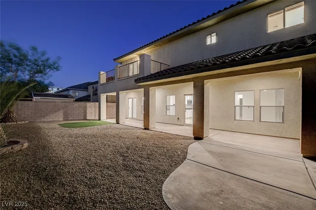 $3,200 | 1068 Riddle Glen Street, Henderson, NV 89012