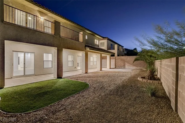 $3,200 | 1068 Riddle Glen Street, Henderson, NV 89012