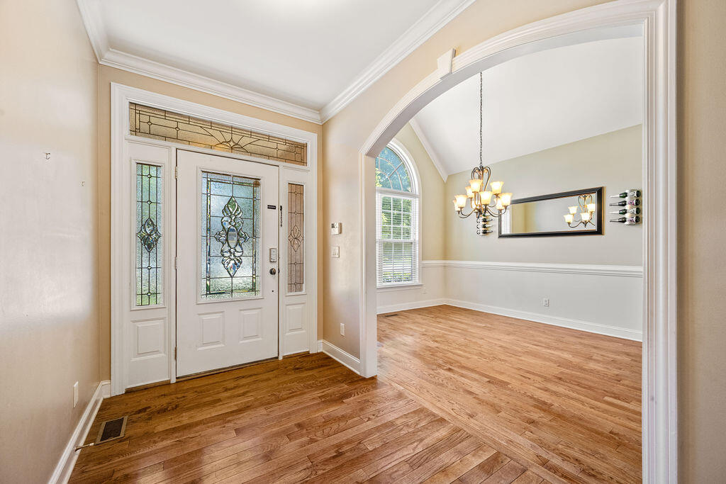 8530 Keystone Circle Chattanooga, TN 37421 - Photo 6 of 73 8530Keystone-13