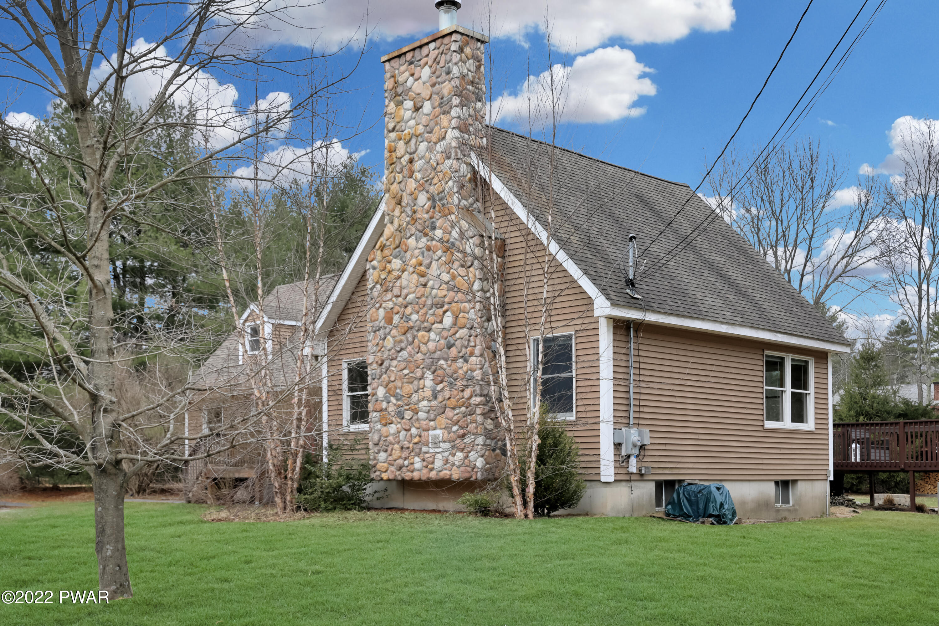 297 Rt 2001 Milford, PA 18337 - Photo 2 of 40