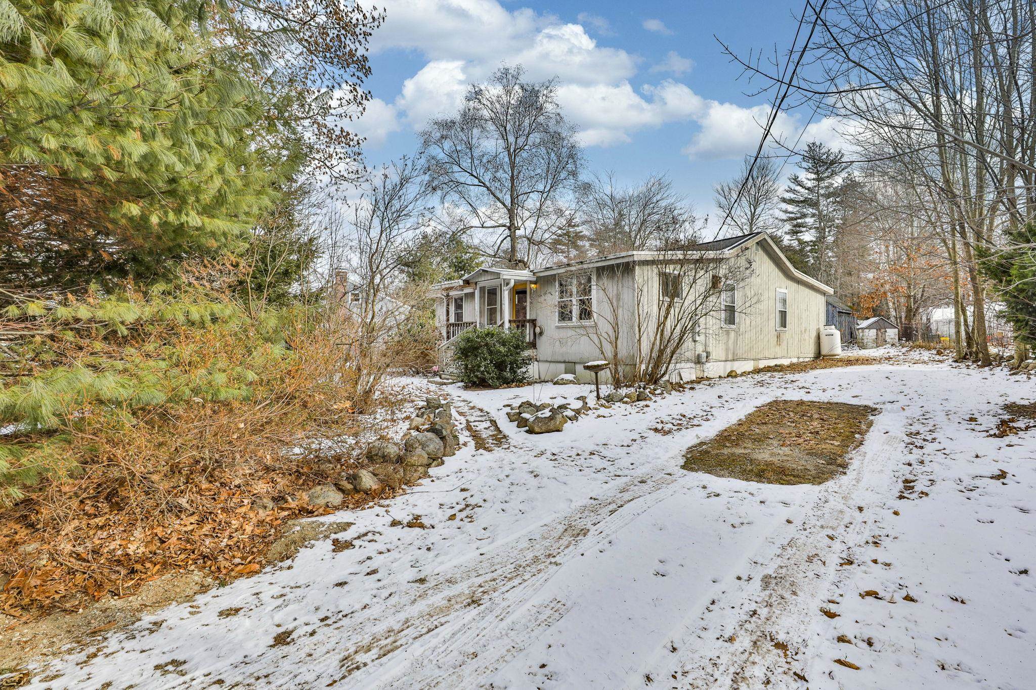 6 Summer Street Sandown, NH 03873 - Photo 29 of 34 Gallery Image 29