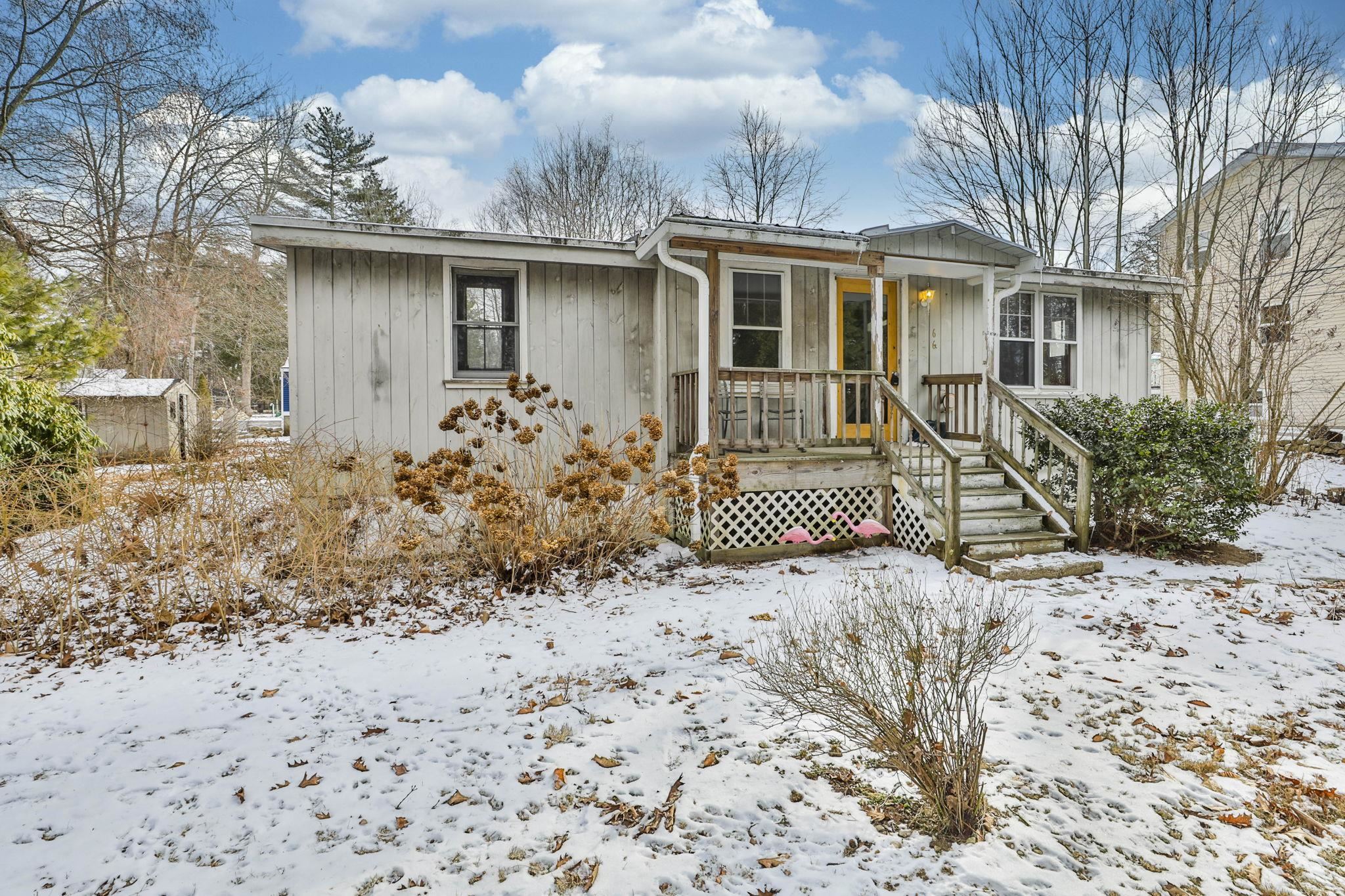 6 Summer Street Sandown, NH 03873 - Photo 31 of 34 Gallery Image 31
