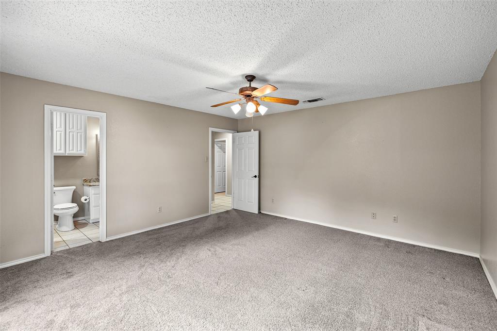 10100 Ravenswood Road Granbury, TX 76049 - Photo 25 of 40