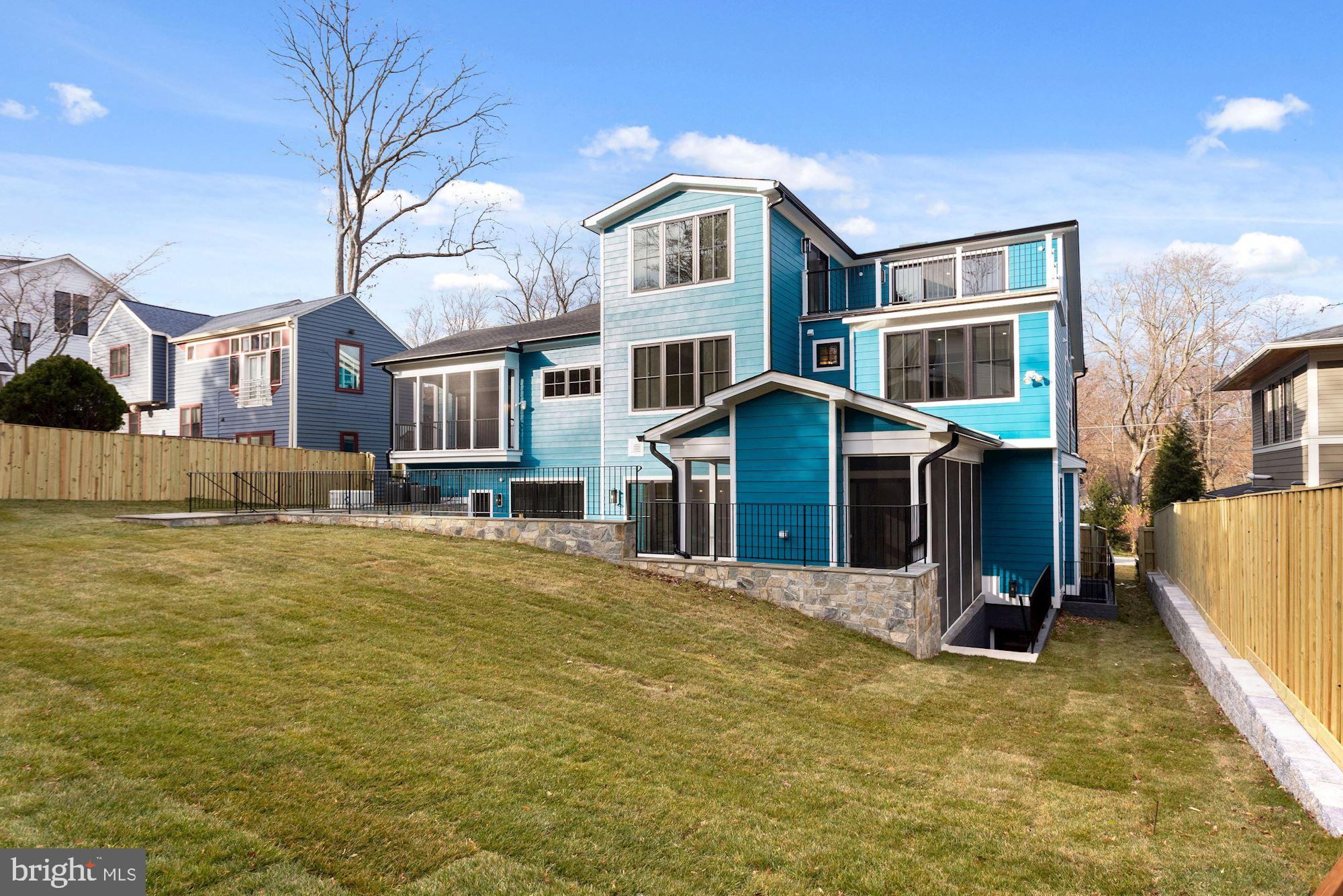 5405 Wehawken Road Bethesda, MD 20816 - Photo 5 of 18