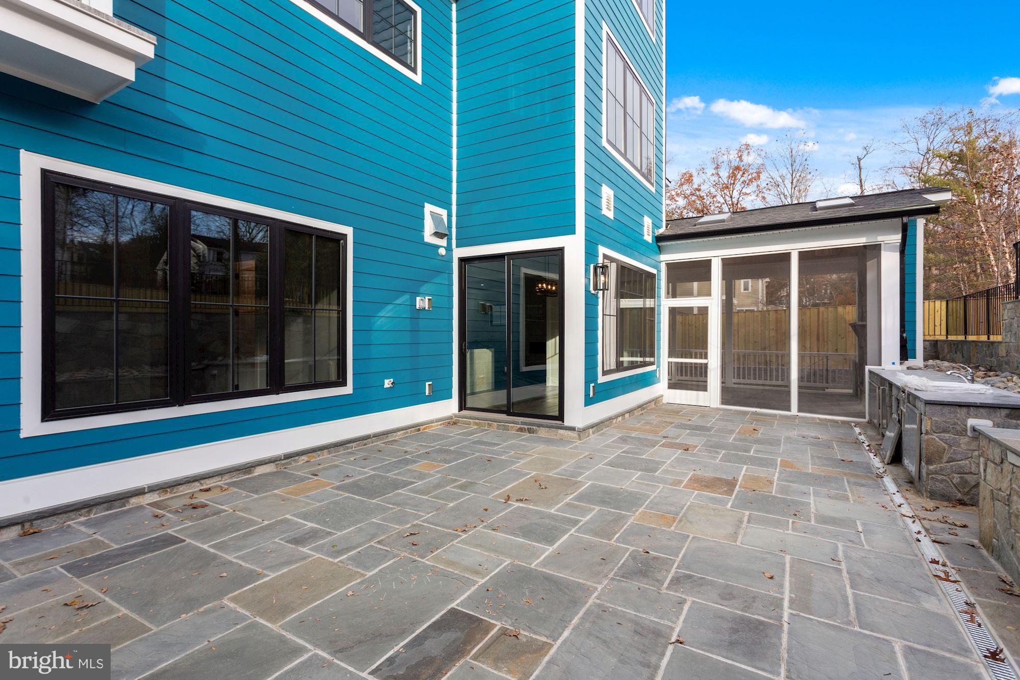 5405 Wehawken Road Bethesda, MD 20816 - Photo 8 of 18