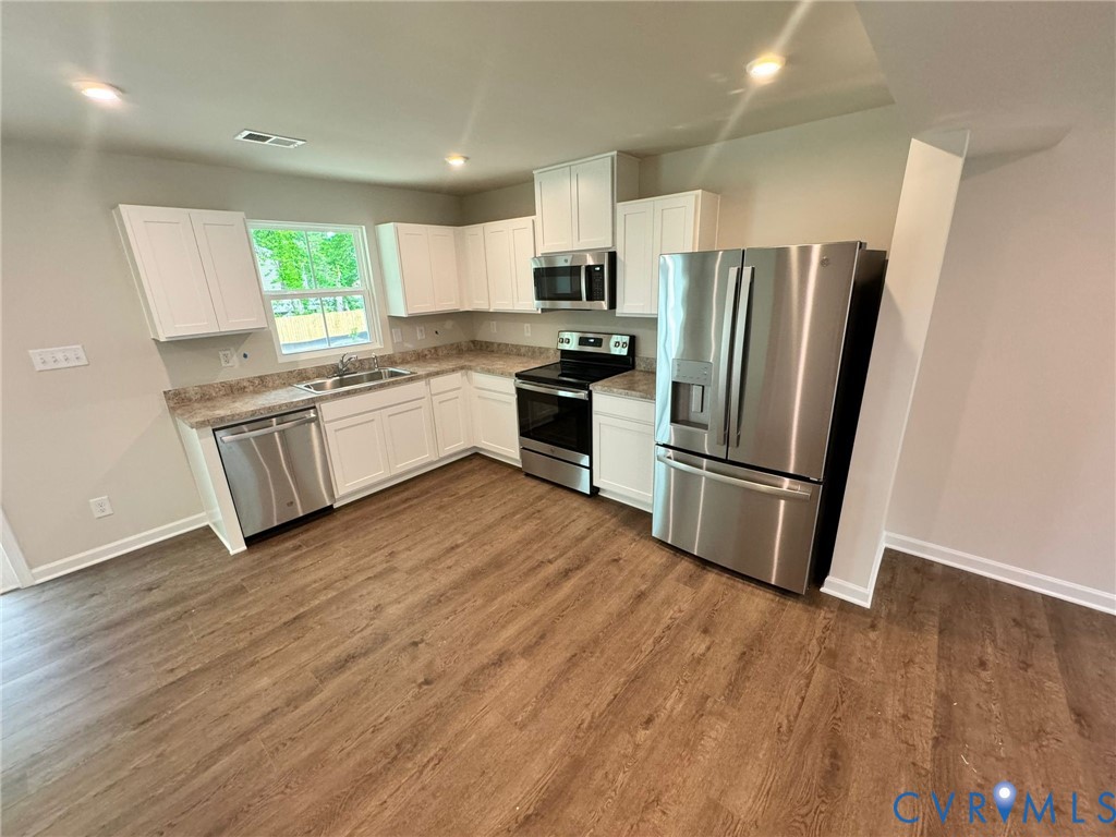 1144 Canterbury Rdg Road Richmond, VA 23224 - Photo 5 of 14