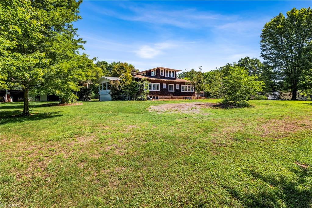 637 Stokesburg Road Walnut Cove, NC 27052 - Photo 6 of 41