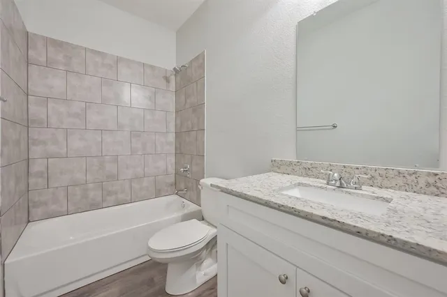 $410,000 | 1716 East Powell Avenue, Fort Worth, TX 76104