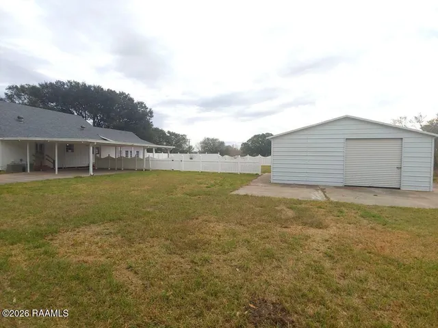 $191,000 | 147 Jean Duos Road, Ville Platte, LA 70586