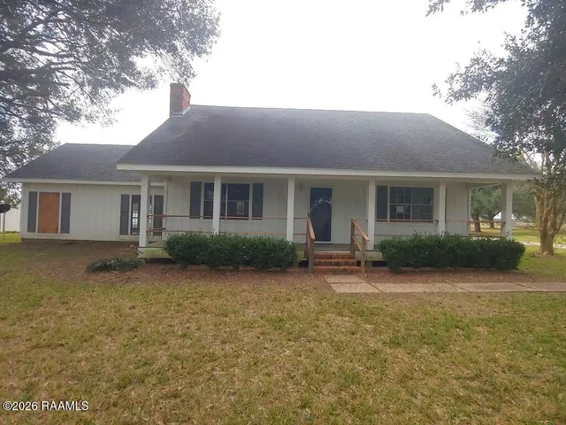 $191,000 | 147 Jean Duos Road, Ville Platte, LA 70586