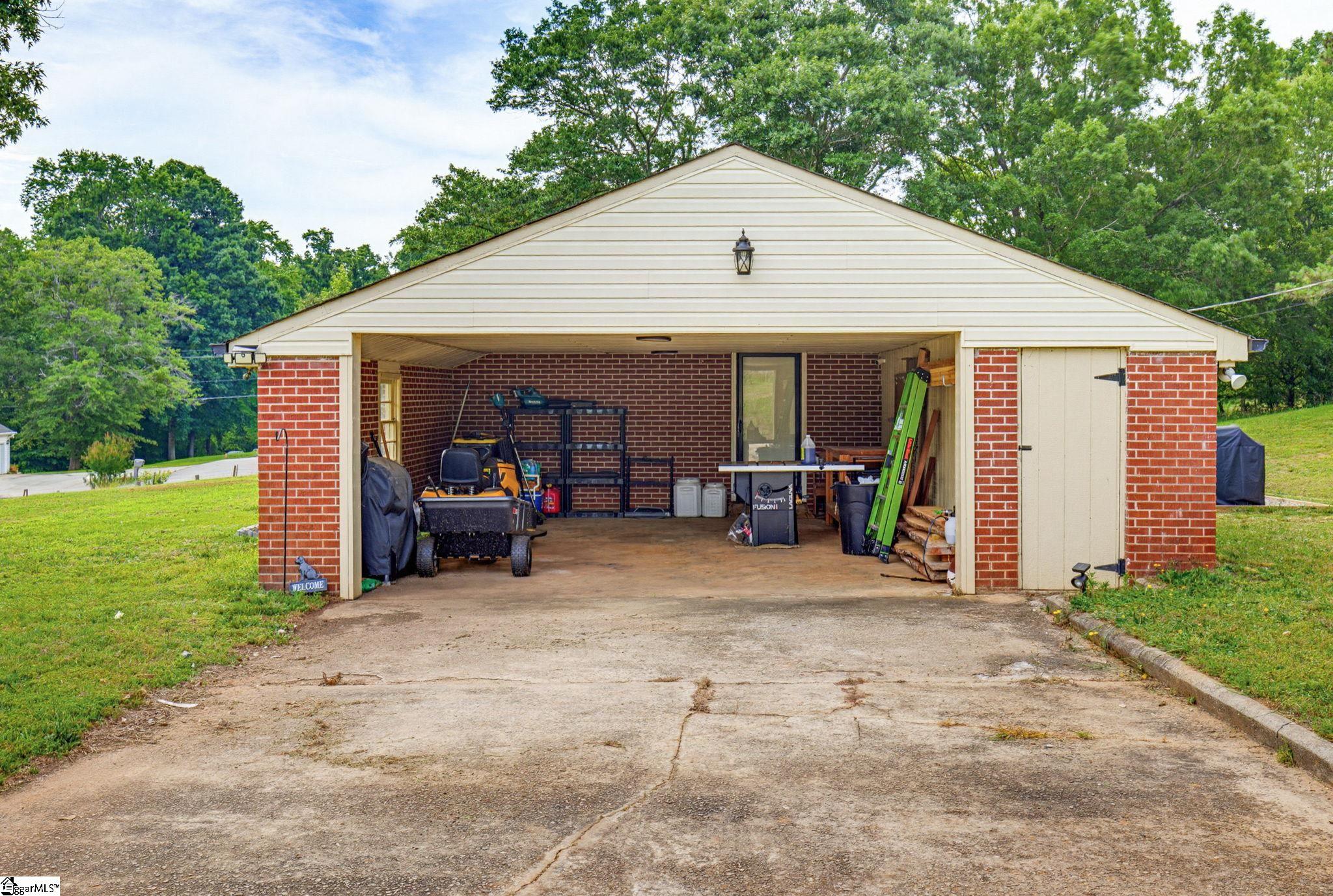 107 Wilson Road Anderson, SC 29625 - Photo 28 of 32
