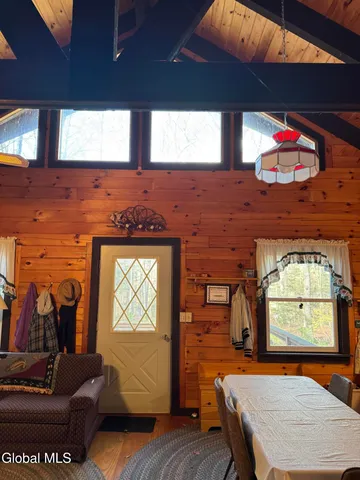 $389,900 | 125 West Stoner Lake Road, Caroga, NY 12032