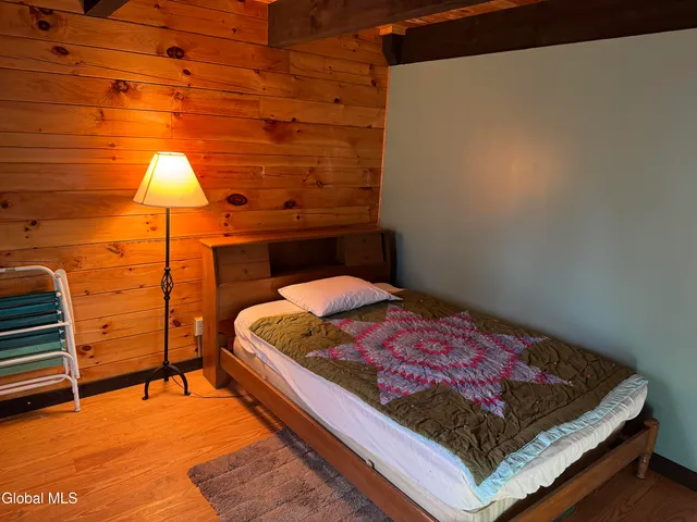 $389,900 | 125 West Stoner Lake Road, Caroga, NY 12032