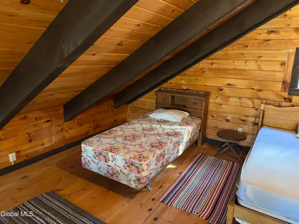 $389,900 | 125 West Stoner Lake Road, Caroga, NY 12032