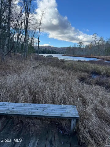 $389,900 | 125 West Stoner Lake Road, Caroga, NY 12032