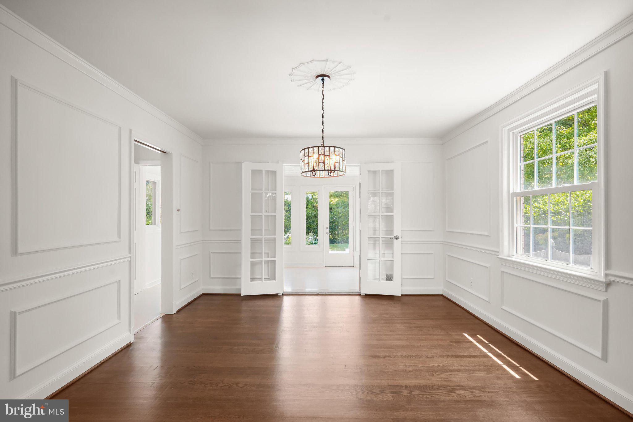 7109 Radnor Road Bethesda, MD 20817 - Photo 9 of 51 7109 Radnor Rd 010