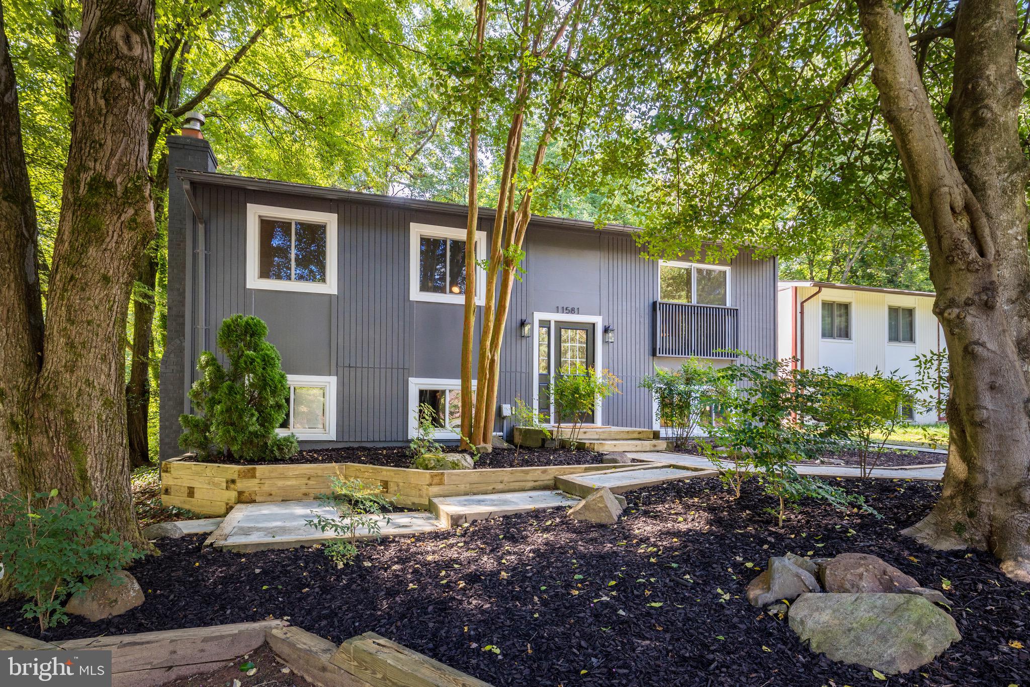 11581 Embers Court Reston, VA 20191 - Photo 3 of 34 Gallery Image 3