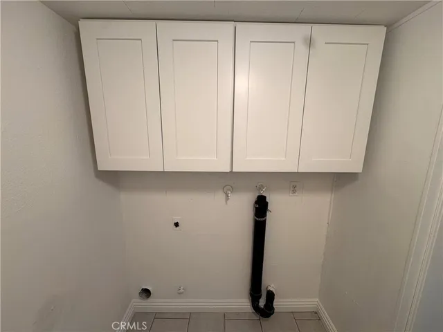 $2,200 | 300 East Chestnut Avenue, Unit 301, Santa Ana, CA 92701