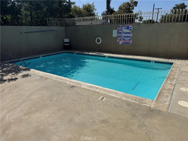 $2,200 | 300 East Chestnut Avenue, Unit 301, Santa Ana, CA 92701
