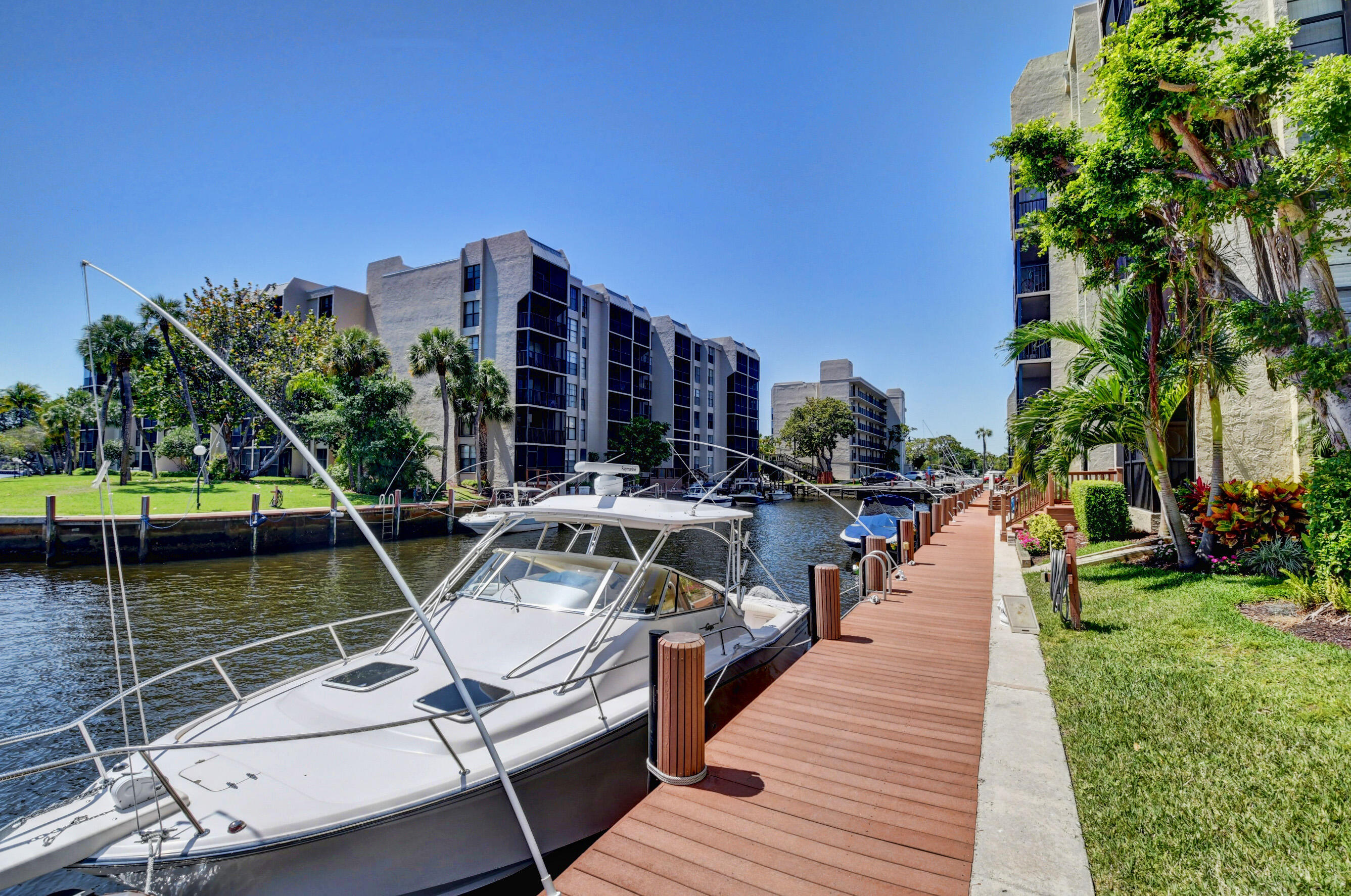 8 Royal Palm Way, Unit 104 Boca Raton, FL 33432 - Photo 54 of 64 Boca Bayou