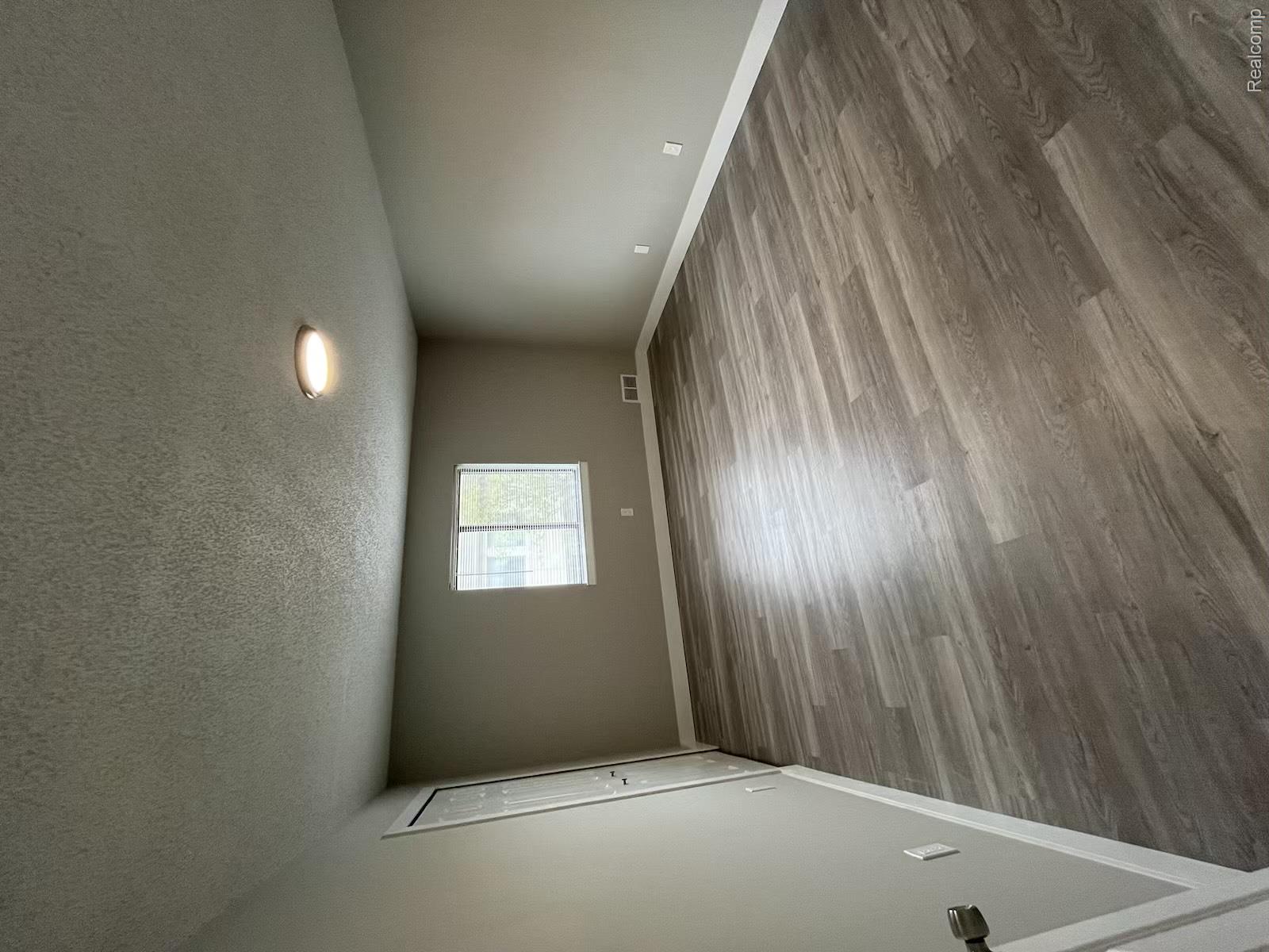 2639 Columbia Road, Unit 4 Berkley, MI 48072 - Photo 8 of 9