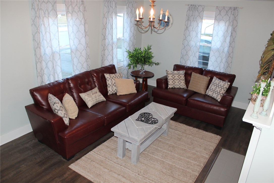 16 Hemalin Road Cranston, RI 02910 - Photo 8 of 25
